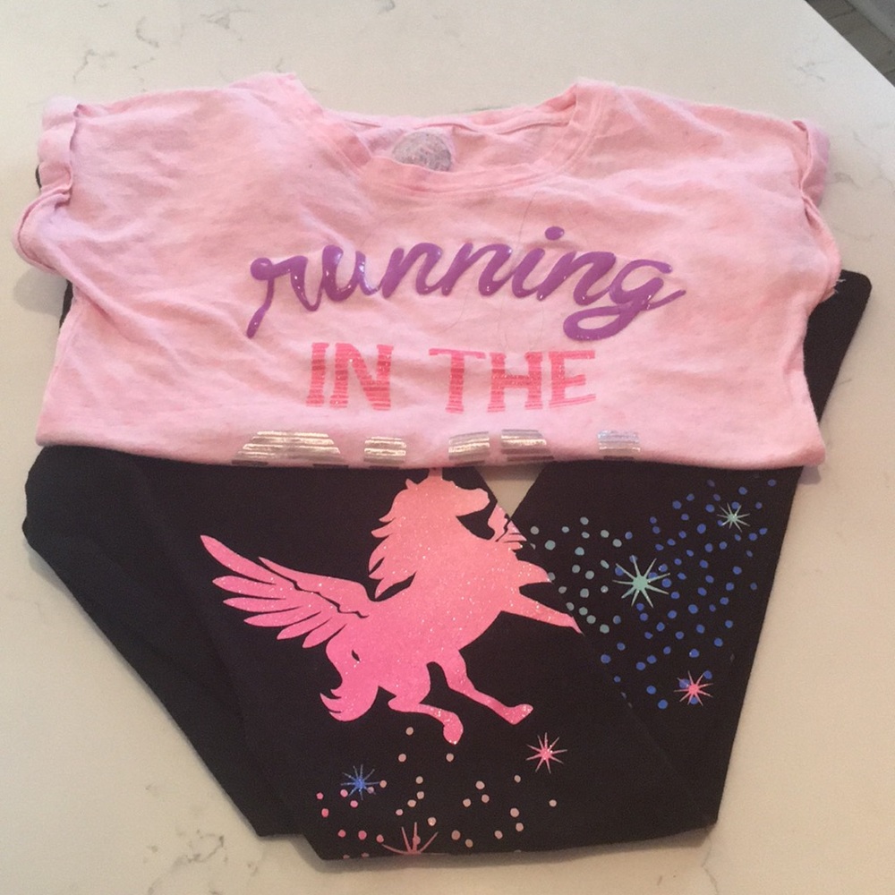 Pink tee shirt
